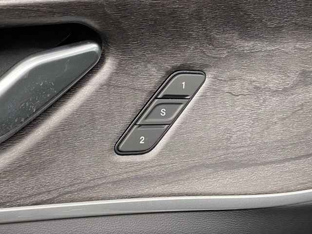 2025 Jeep Grand Cherokee Limited photo 28