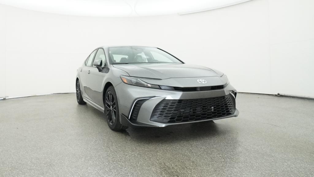 2025 Toyota Camry SE photo 28