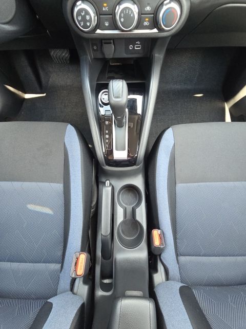 2025 Nissan Versa 1.6 SV photo 28