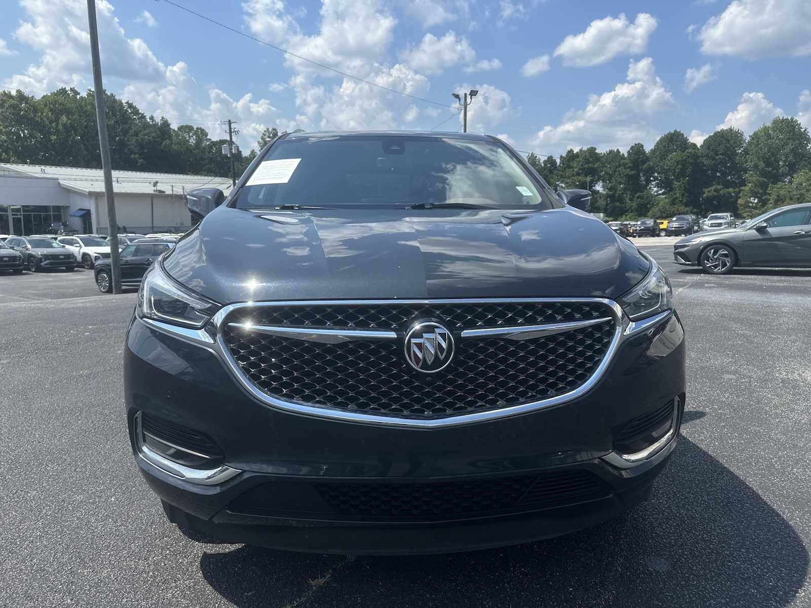 2021 Buick Enclave Avenir photo 2