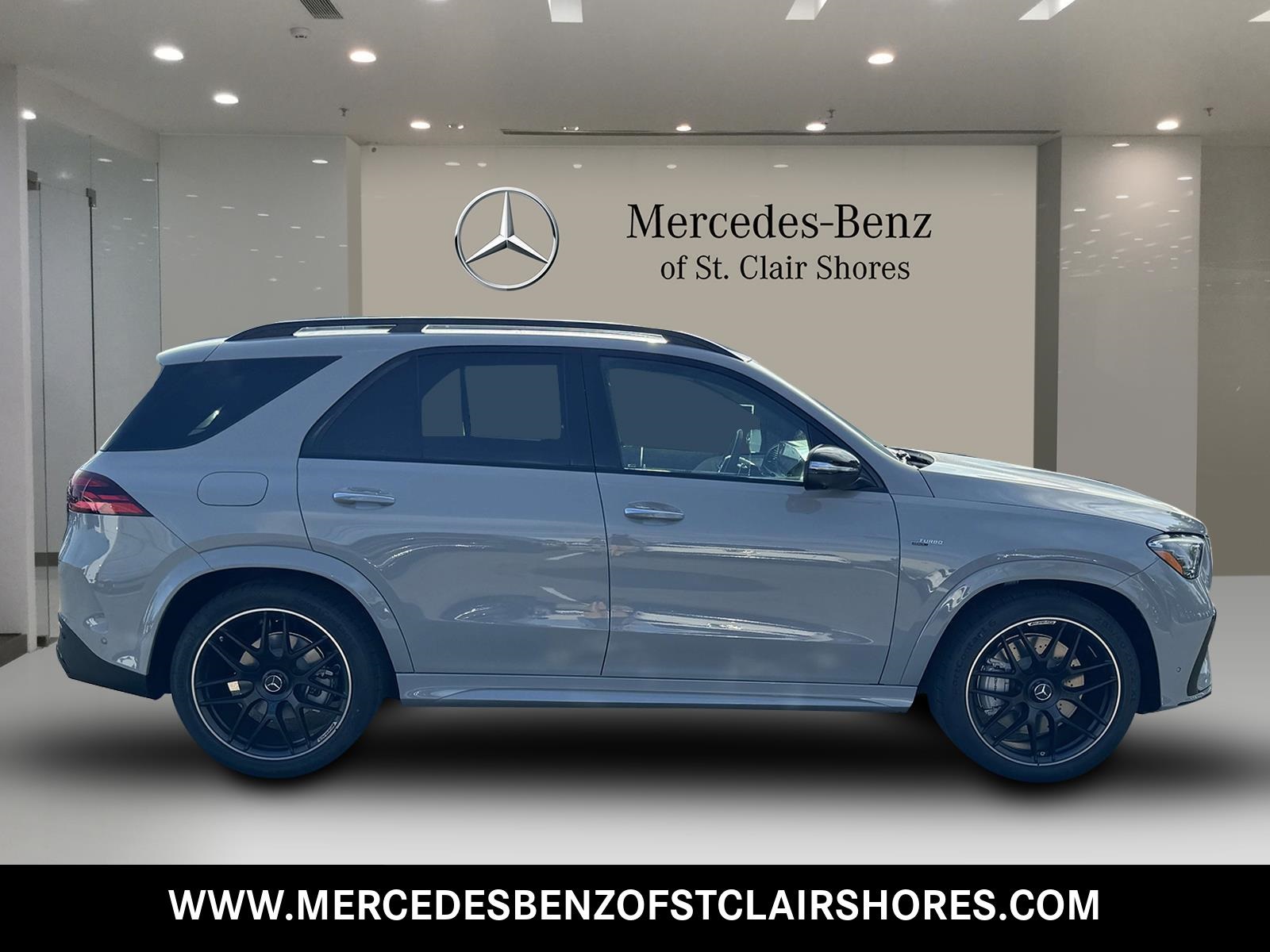 2025 Mercedes Benz GLE 53 AMG 4MATIC photo 2