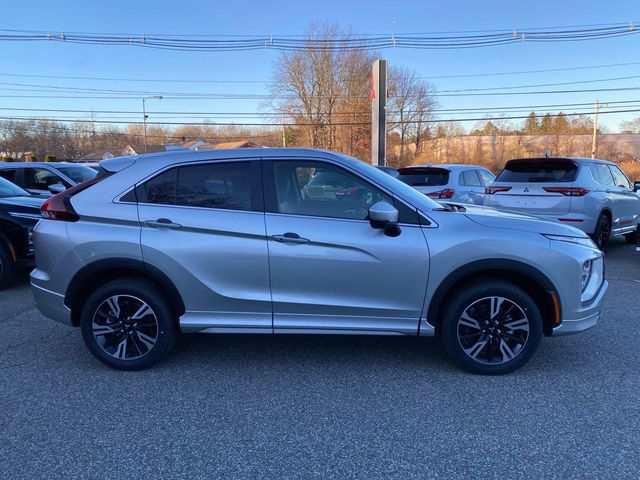 2024 Mitsubishi Eclipse Cross SEL photo 2