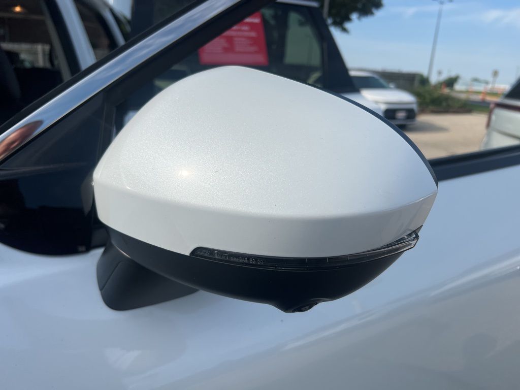2024 Nissan Rogue Platinum photo 31