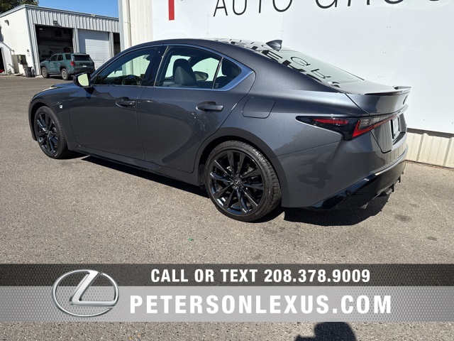 2023 Lexus IS 350 F SPORT photo 5