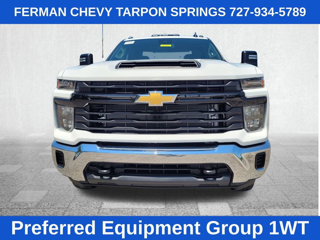 2025 Chevrolet Silverado 3500HD Work Truck photo 2