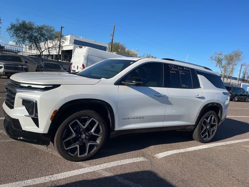 2025 Chevrolet Traverse High Country photo 3