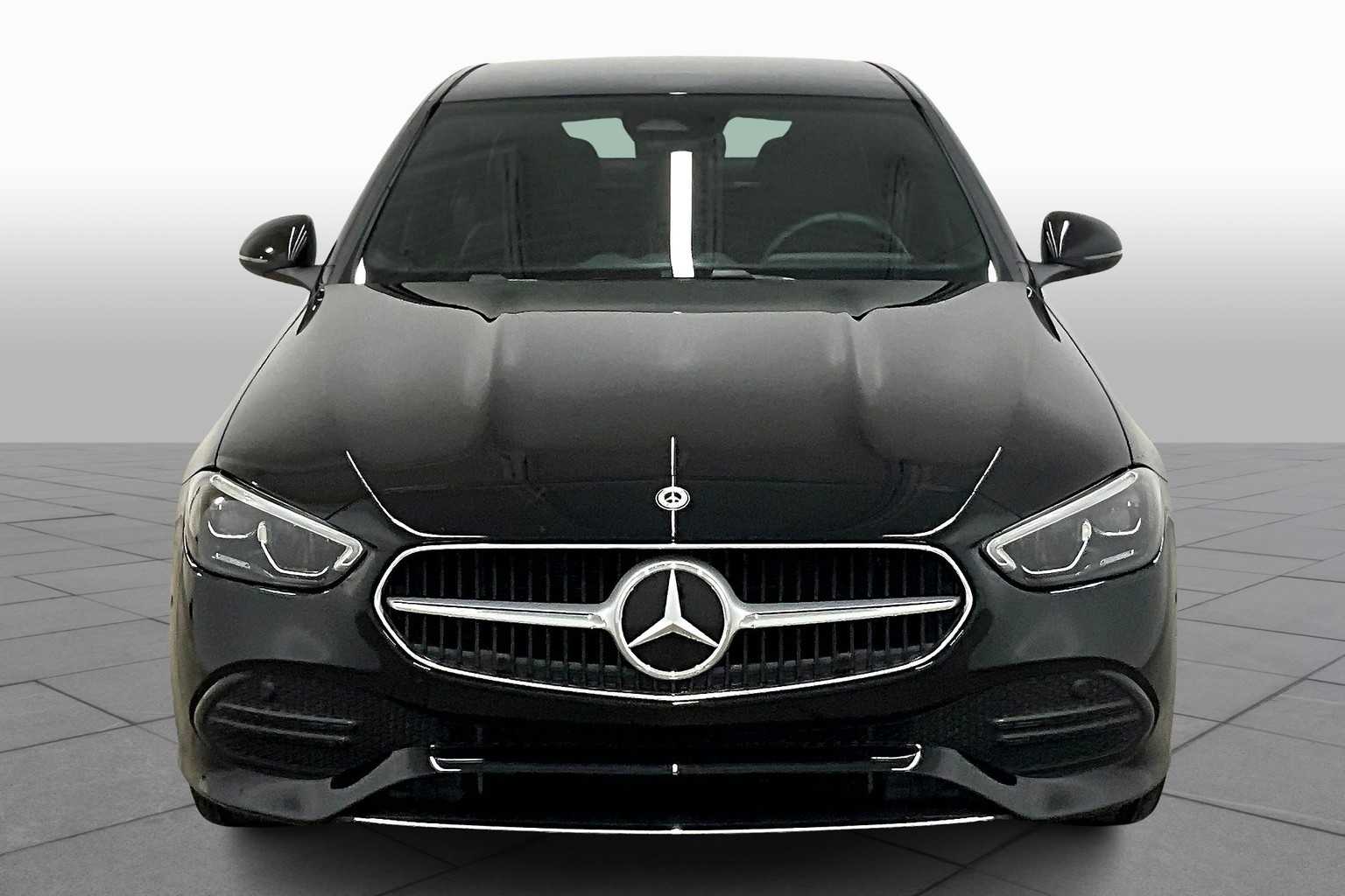 2025 Mercedes Benz C 300 photo 3