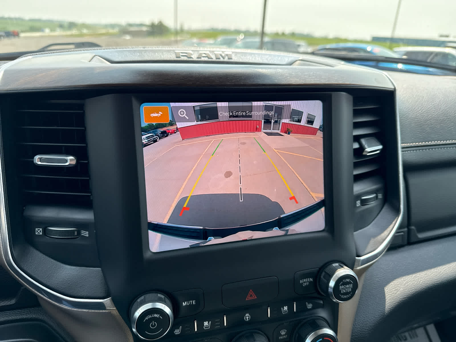 2022 Ram 1500 Laramie photo 35