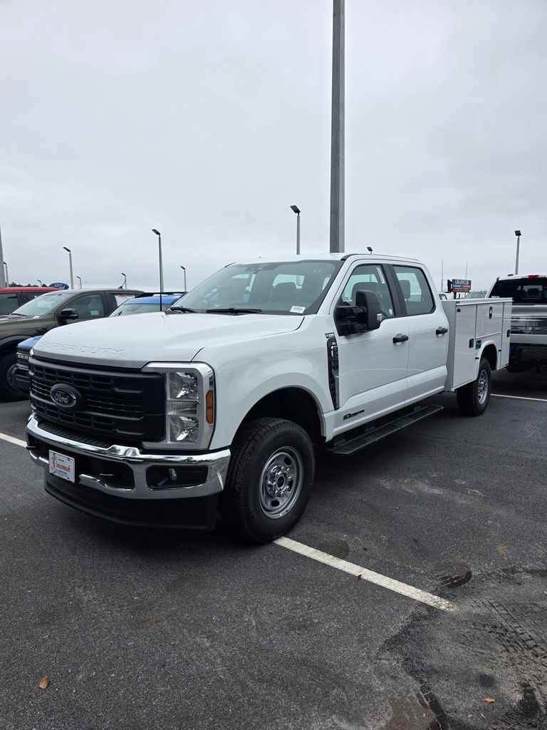 2026 Ford F-250 Super Duty XL's photo