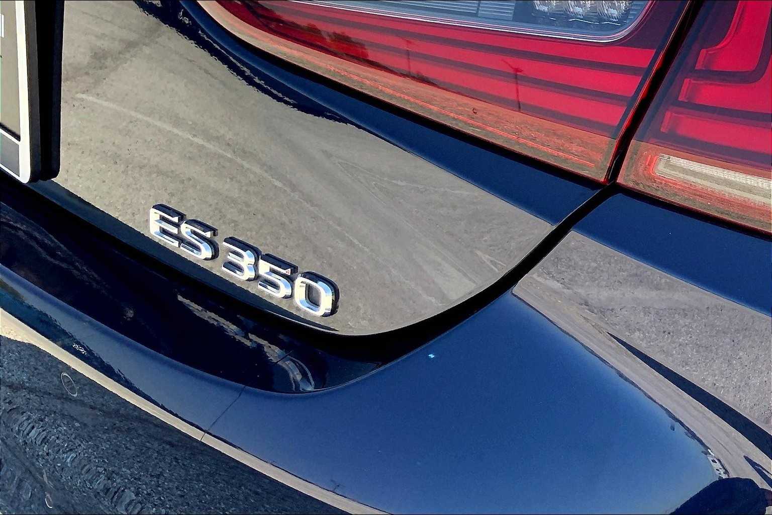 2020 Lexus ES 350 Ultra Luxury photo 28