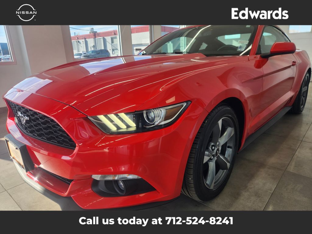 2015 Ford Mustang EcoBoost photo 4