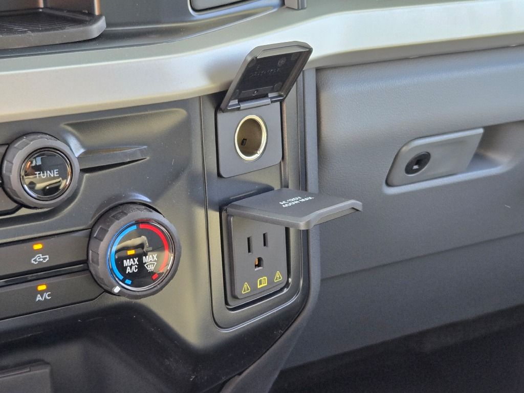 2025 Ford F-250 XL photo 25