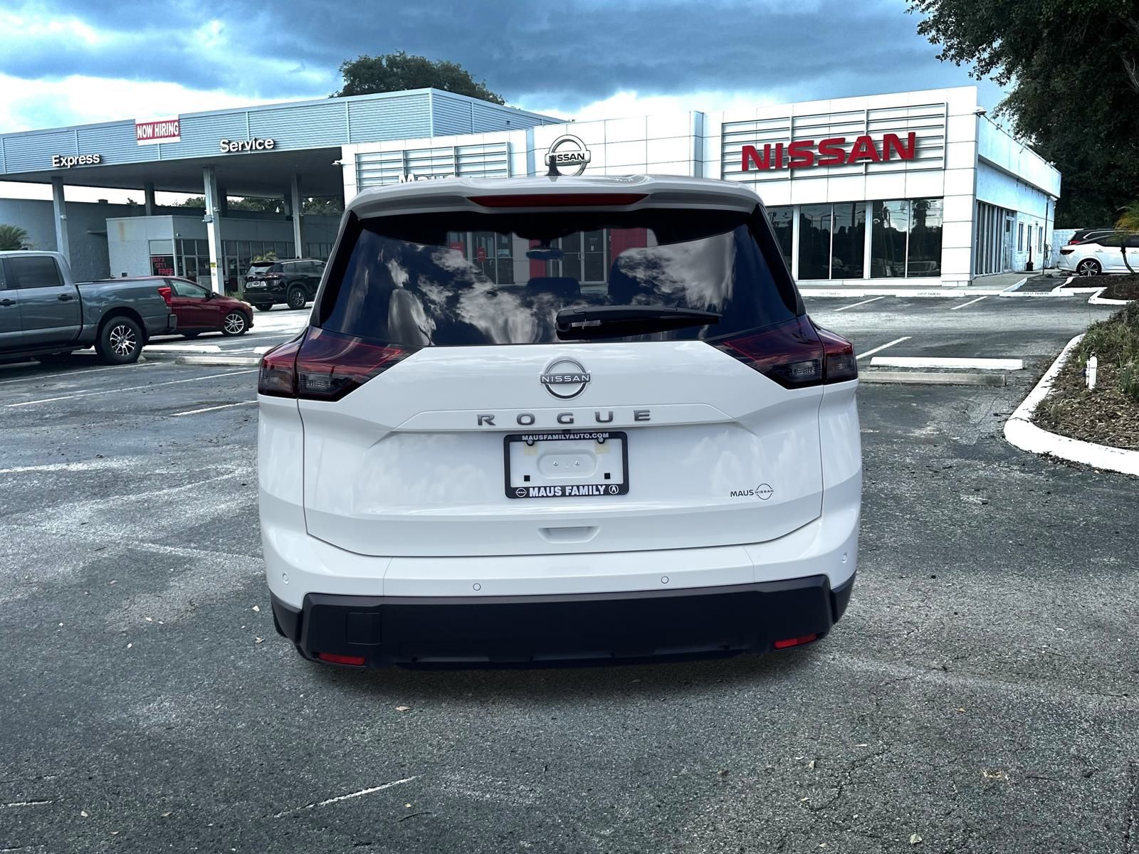 2026 Nissan Rogue S photo 3