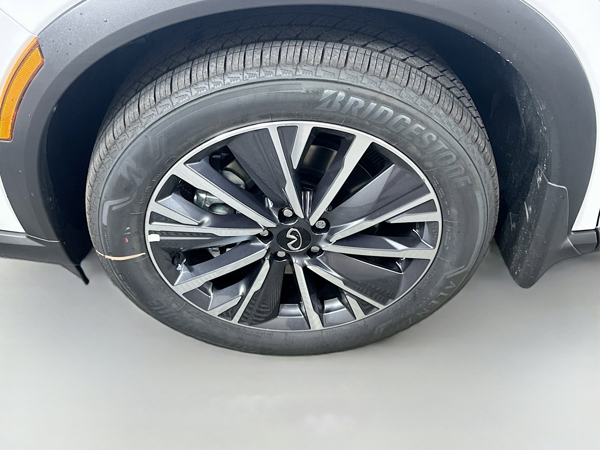 2026 Infiniti QX60 Luxe photo 26