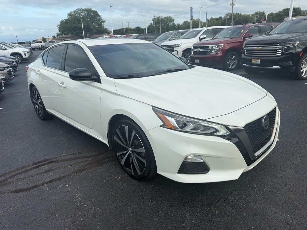 2019 Nissan Altima 2.5 SR photo 7