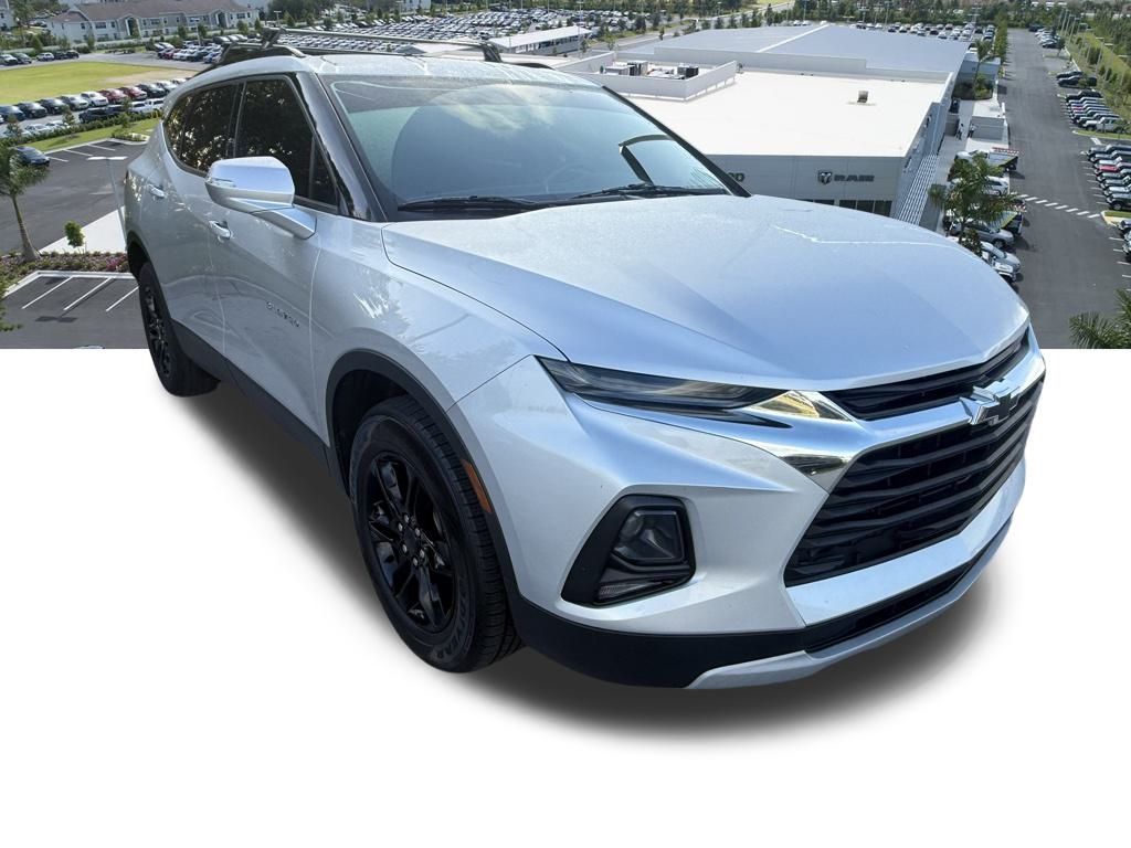 2021 Chevrolet Blazer 1LT photo 2