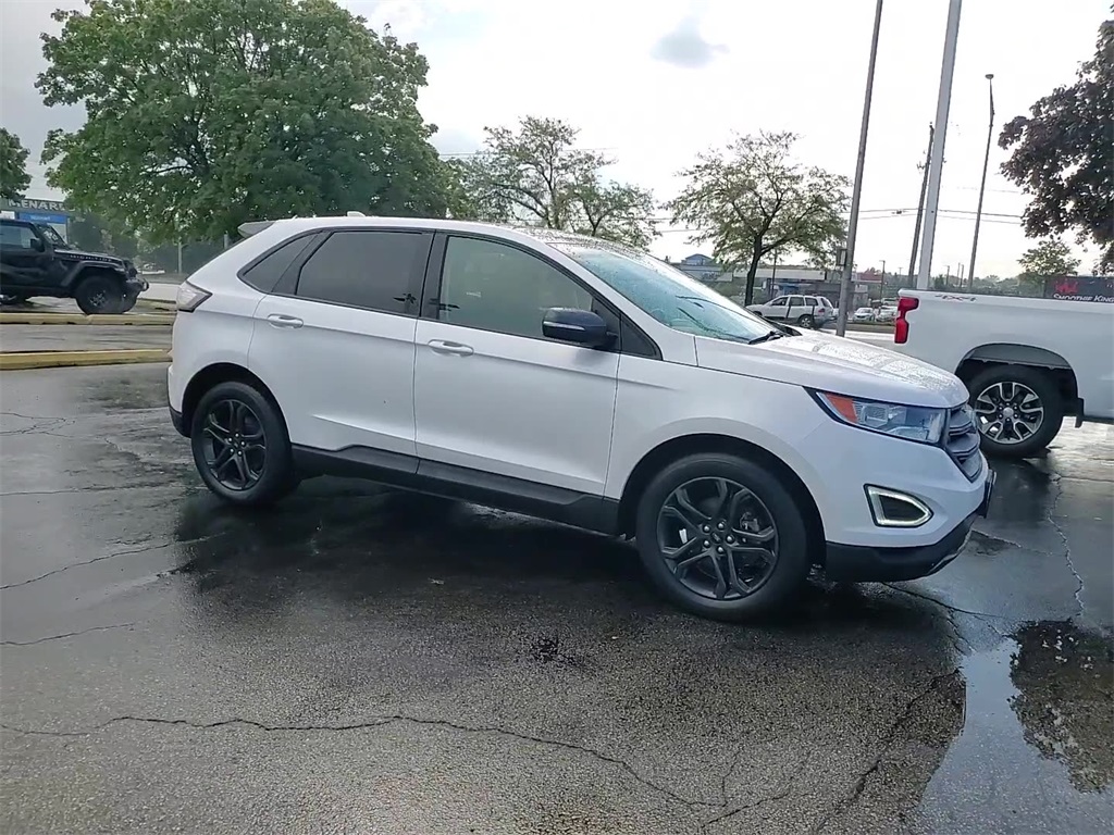 2018 Ford Edge SEL photo 4