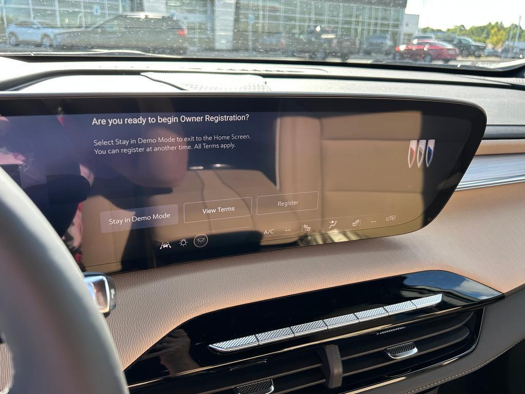 2026 Buick Enclave Preferred photo 8