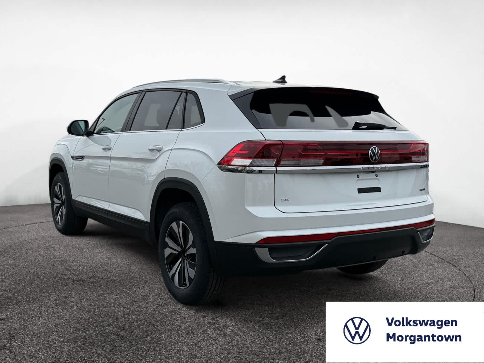 2026 Volkswagen Atlas Cross Sport SE photo 3