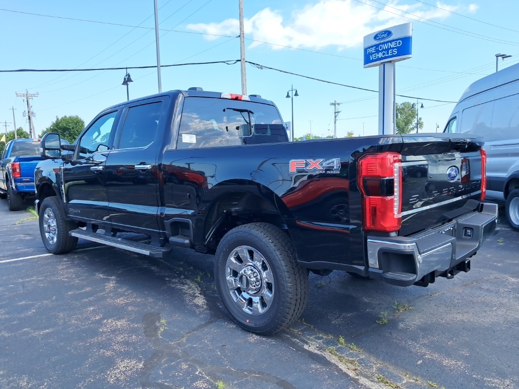 2025 Ford F-350 Lariat photo 5