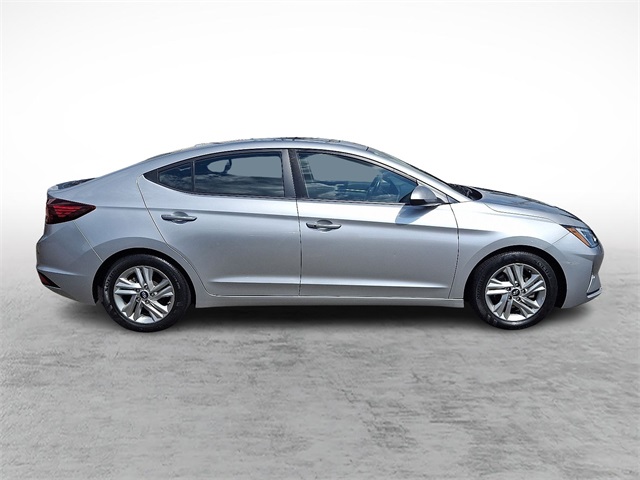 2020 Hyundai Elantra Value Edition photo 11