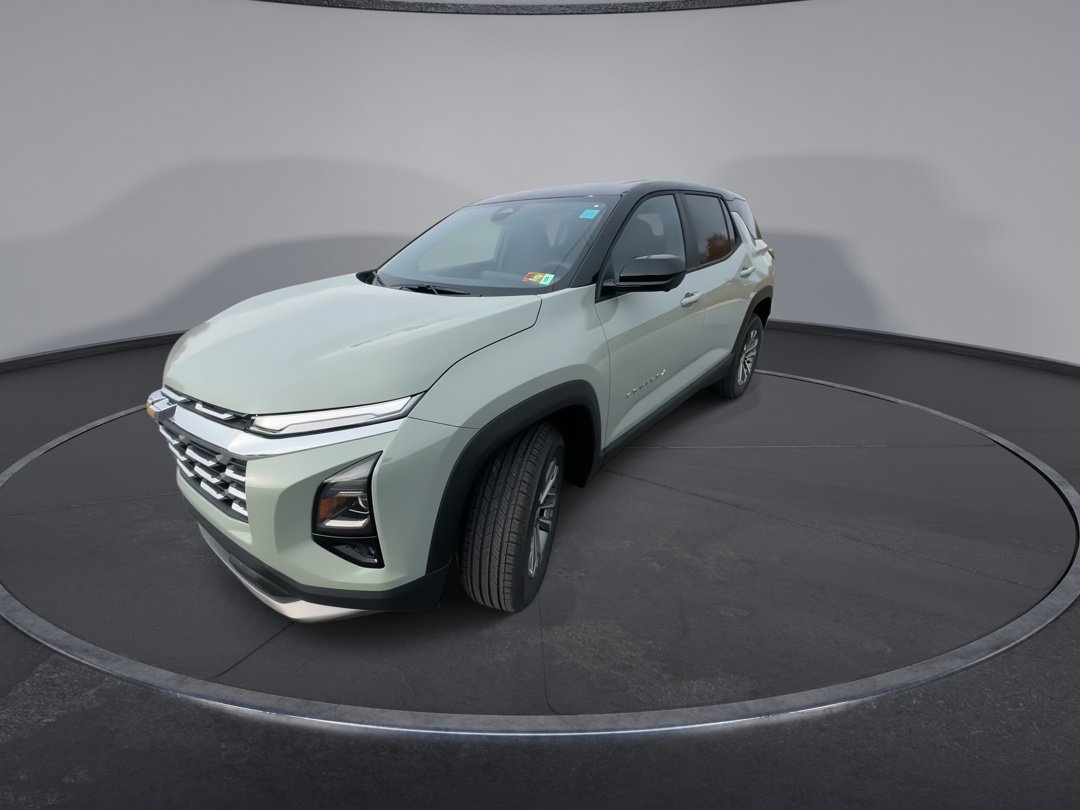 2026 Chevrolet Equinox LT photo 3