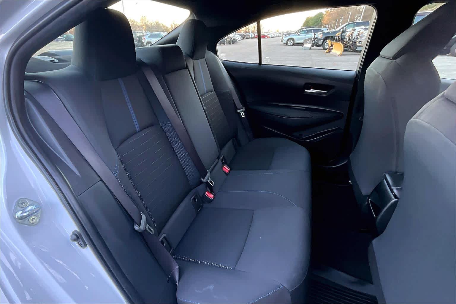 2022 Toyota Corolla SE photo 16