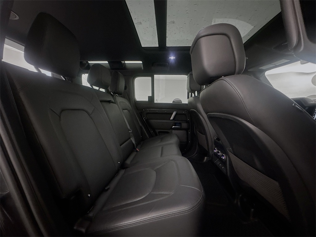 2023 Land Rover Defender 110 Carpathian Edition photo 27