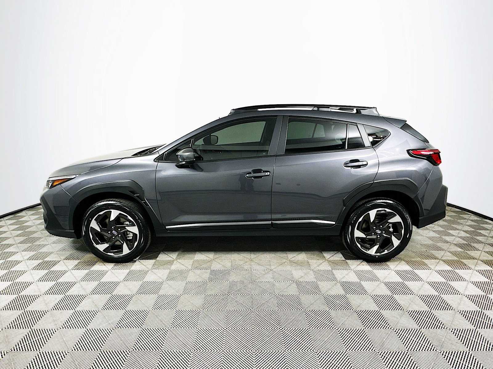 2025 Subaru Crosstrek Limited photo 4