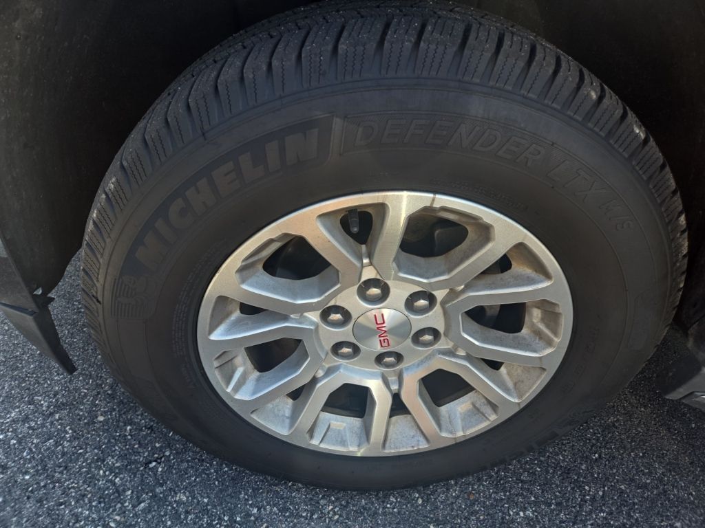 2018 Gmc Yukon SLT photo 16