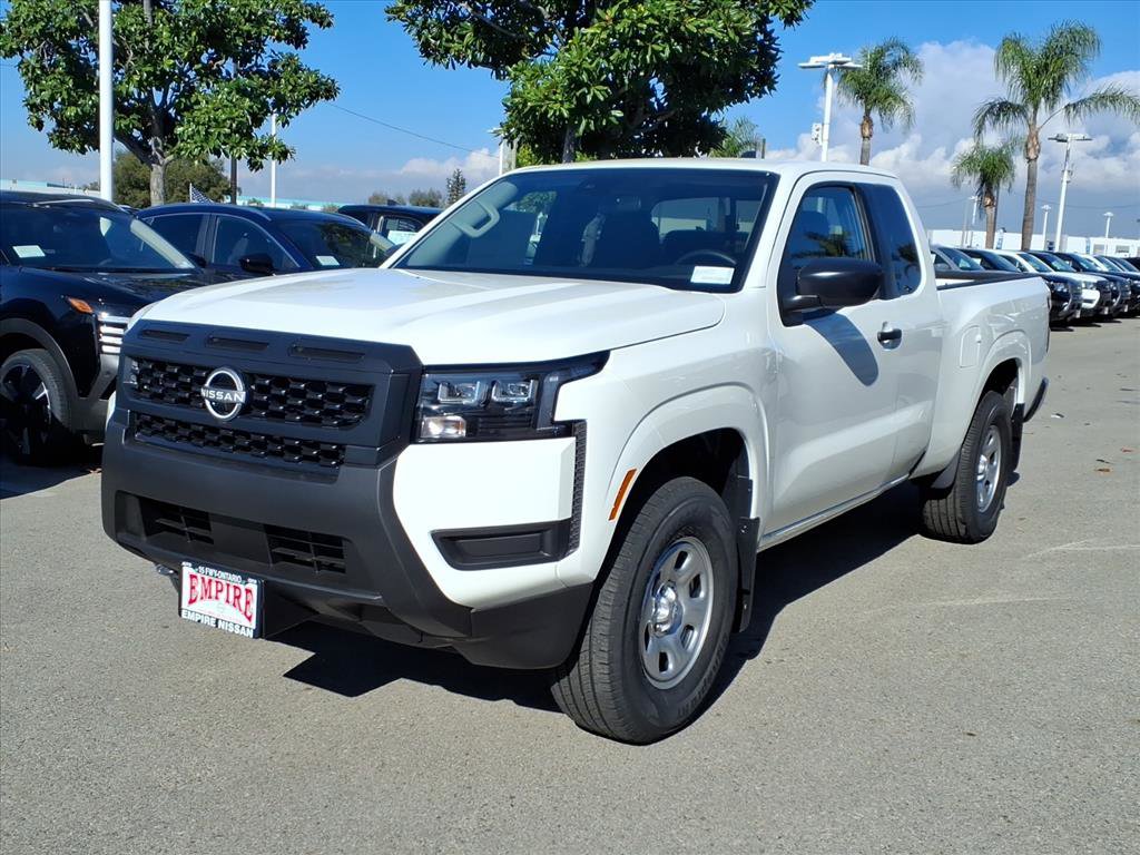 2026 Nissan Frontier S's photo