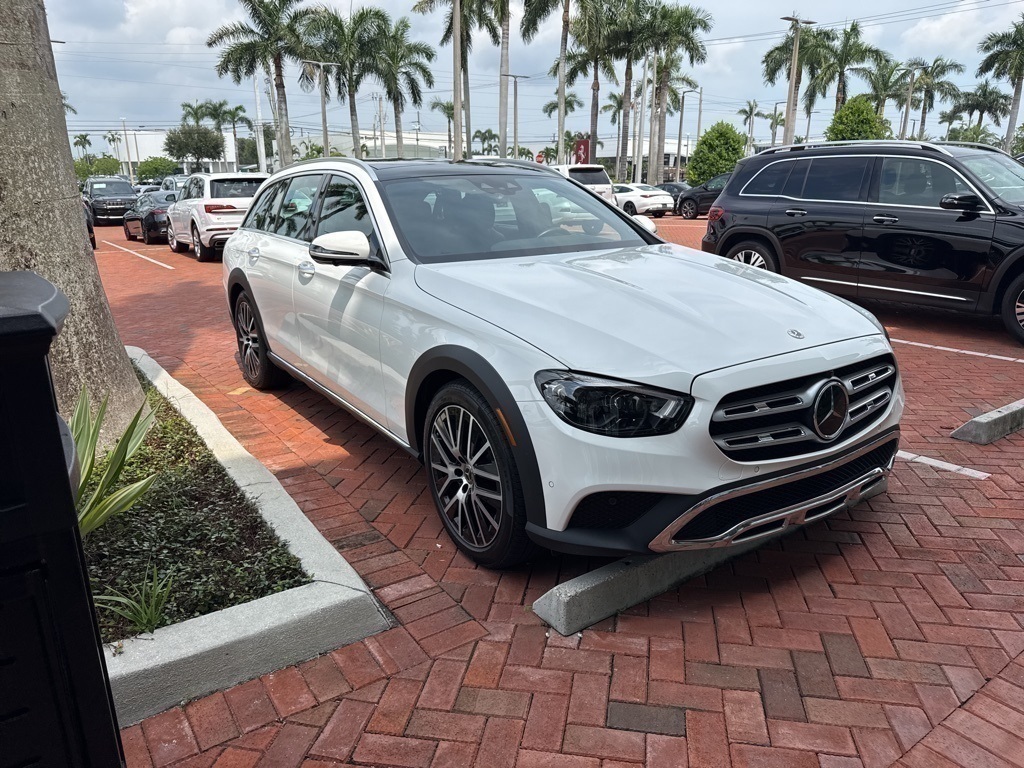 2023 Mercedes Benz E 450 4MATIC All-Terrain photo 2
