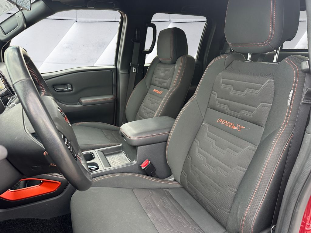 2023 Nissan Frontier PRO-X photo 7