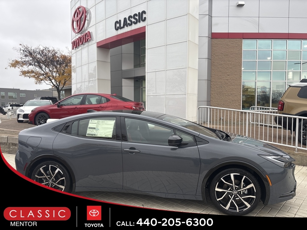 2026 Toyota Prius XSE Premium's photo