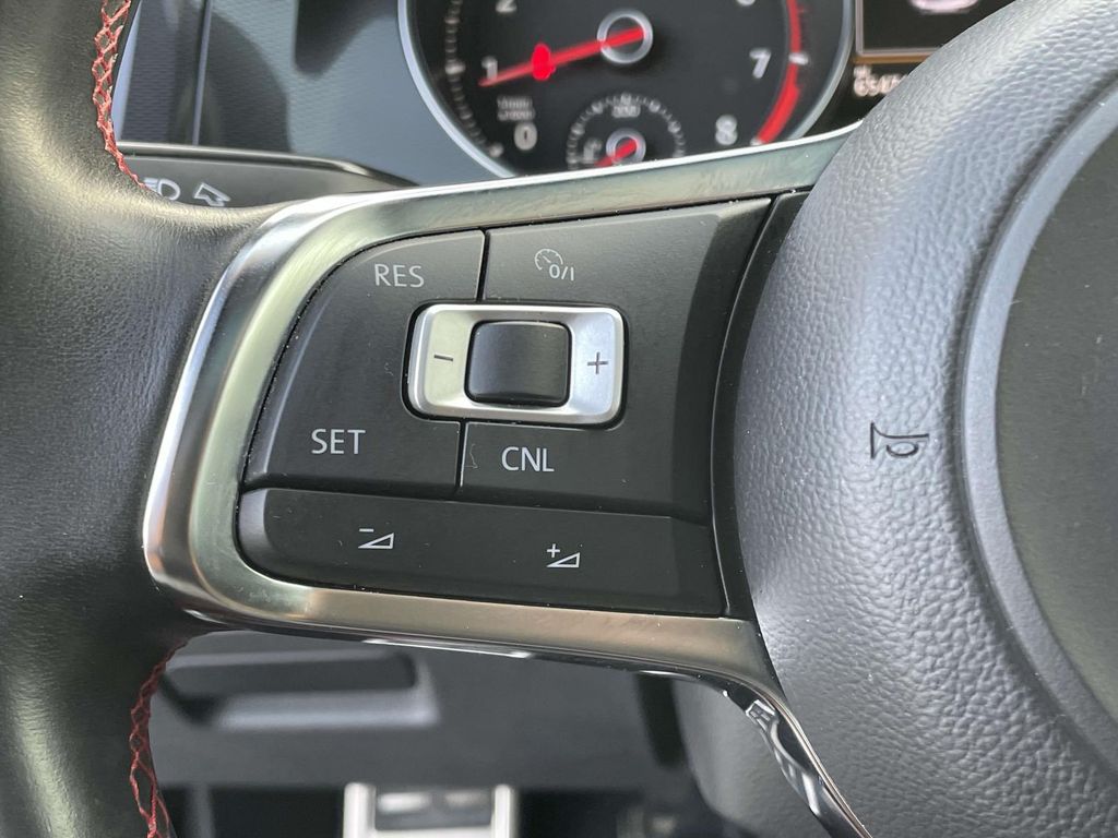 2015 Volkswagen Golf GTI Autobahn Performance photo 8