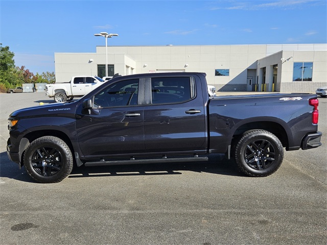 2022 Chevrolet Silverado 1500 Custom photo 4