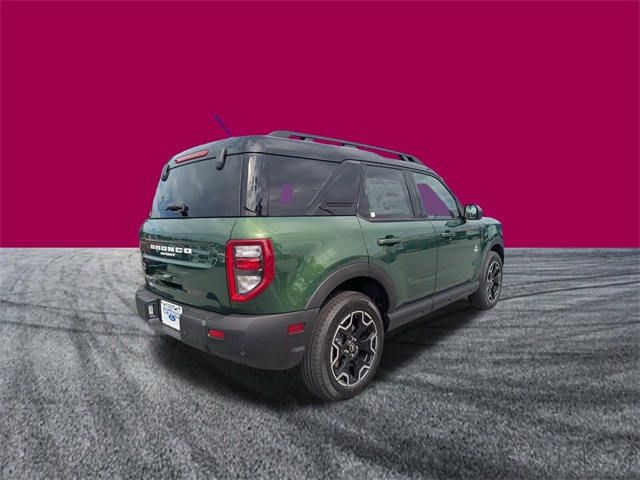 2025 Ford Bronco Sport Outer Banks photo 2