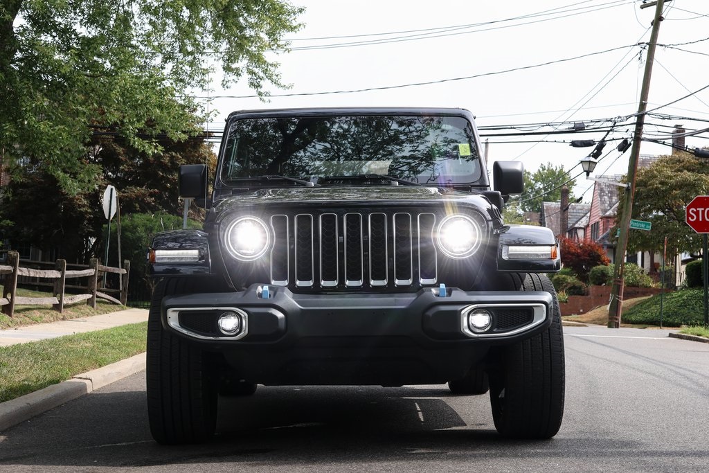 2023 Jeep Wrangler Sahara 4xe photo 34