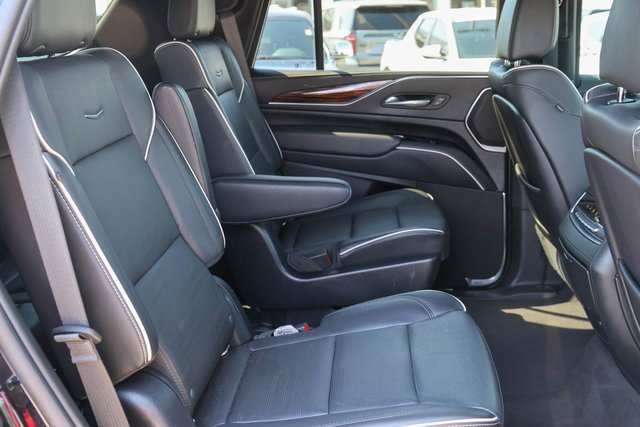 Used 2022 Black Raven Cadillac Premium Luxury image 21