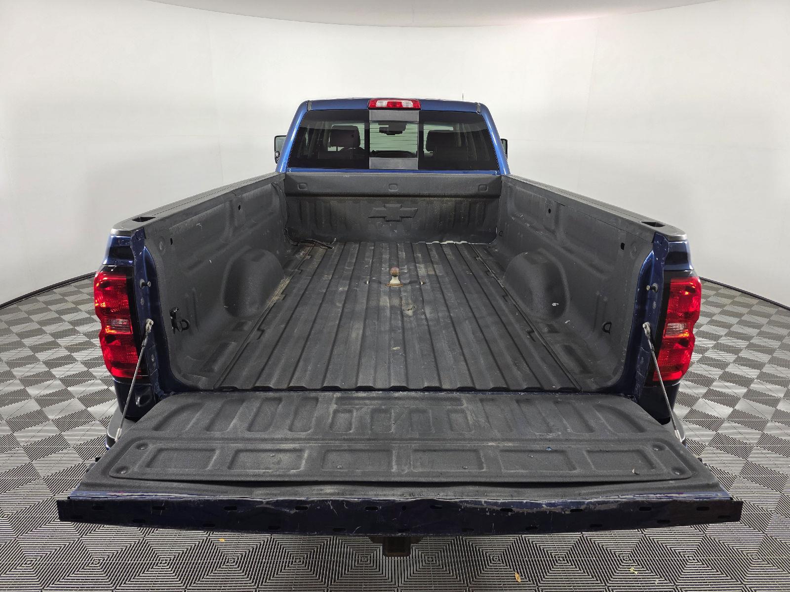 2016 Chevrolet Silverado 2500HD High Country photo 4