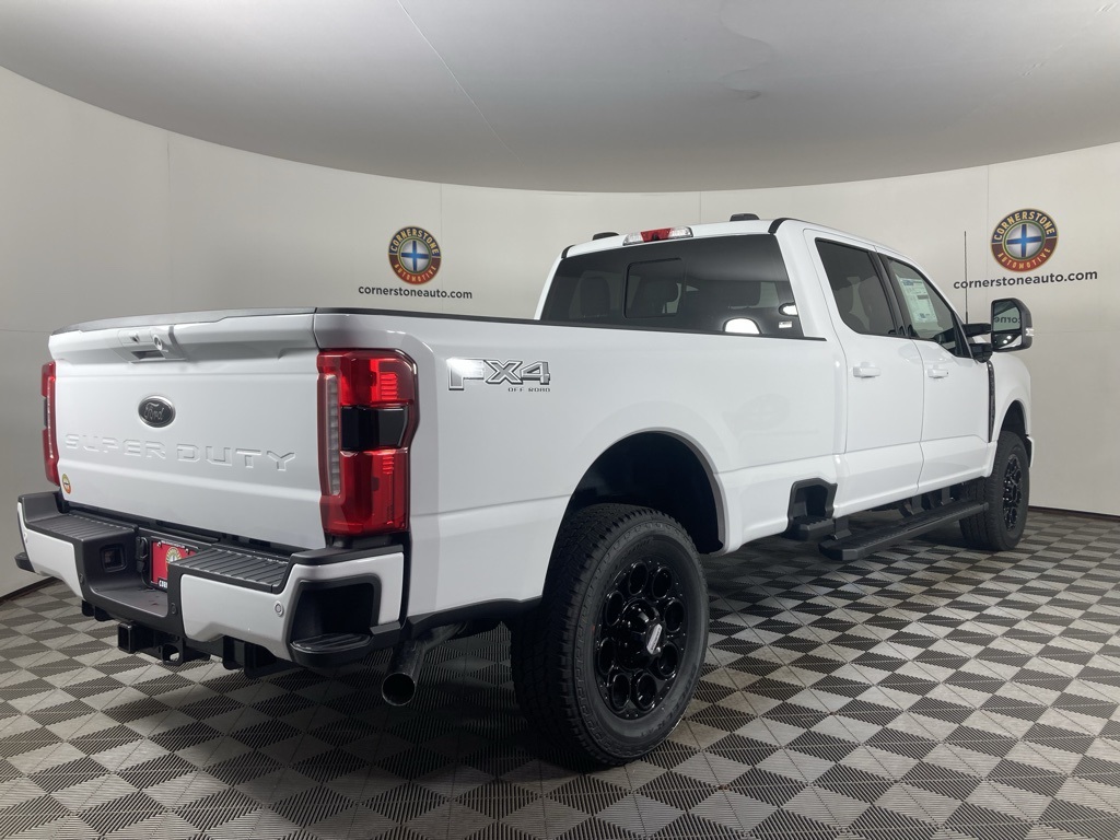 2025 Ford F-350 photo 4