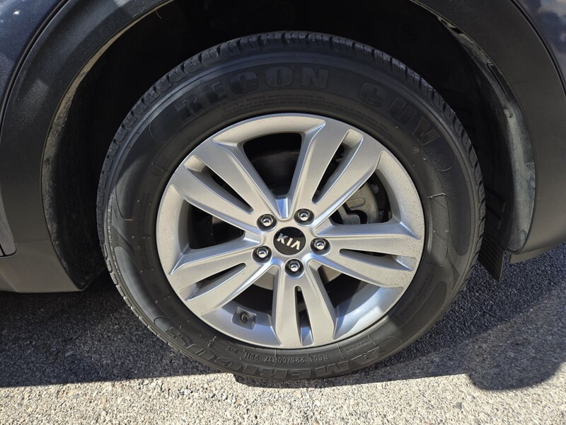 2019 Kia Sportage LX photo 3