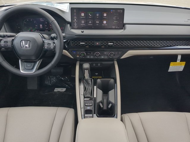 2025 Honda Accord Hybrid Touring photo 11