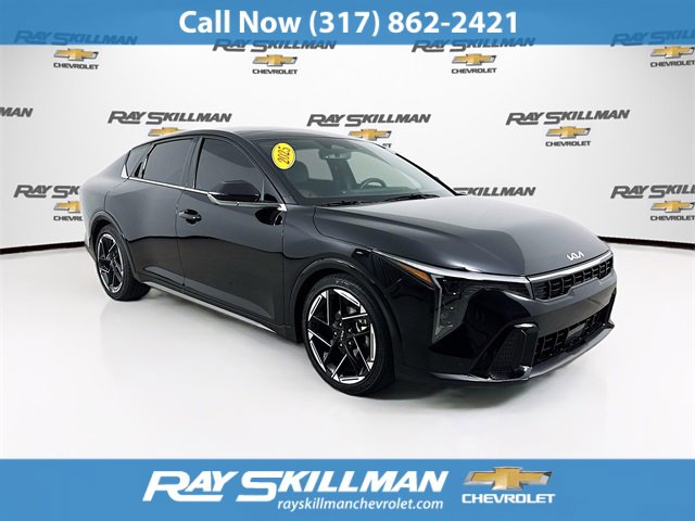 2025 Kia K4 GT-Line's photo