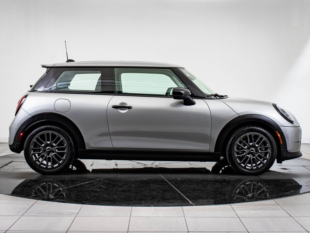 2025 Mini Cooper Hardtop S photo 10