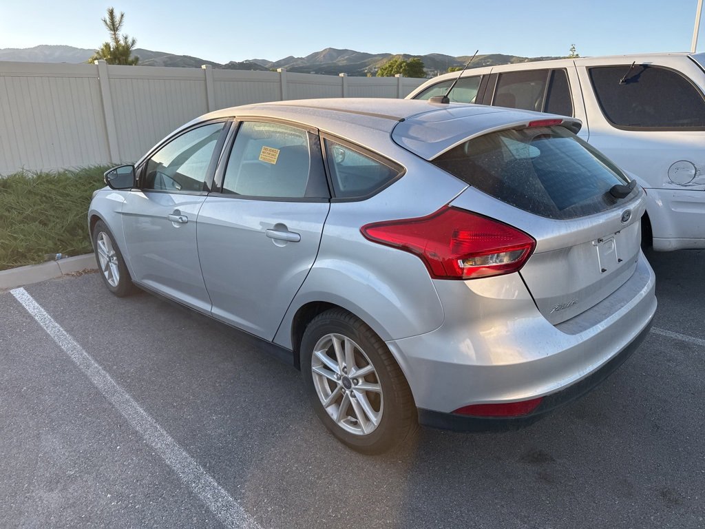 2017 Ford Focus SE photo 13