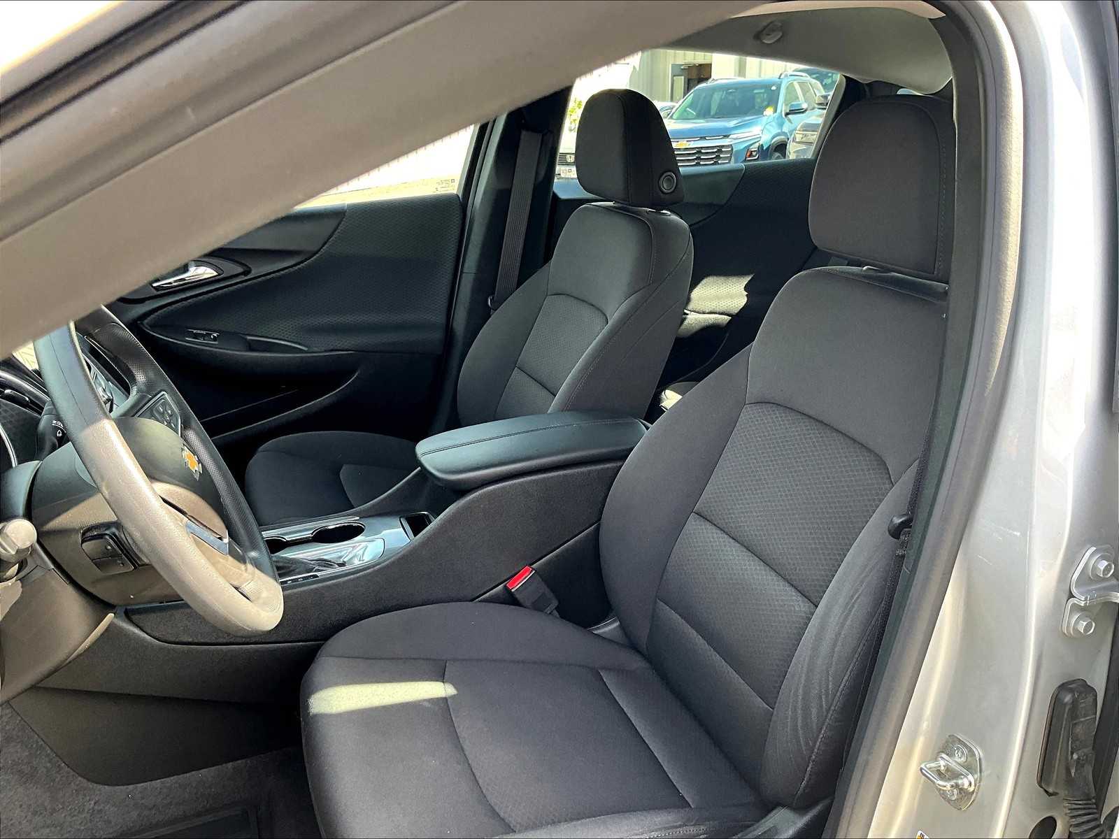 2019 Chevrolet Malibu 1LT photo 10