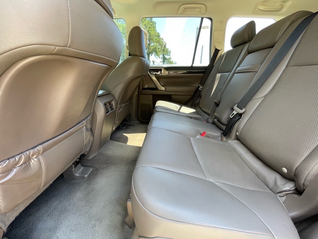 2019 Lexus GX 460 photo 22
