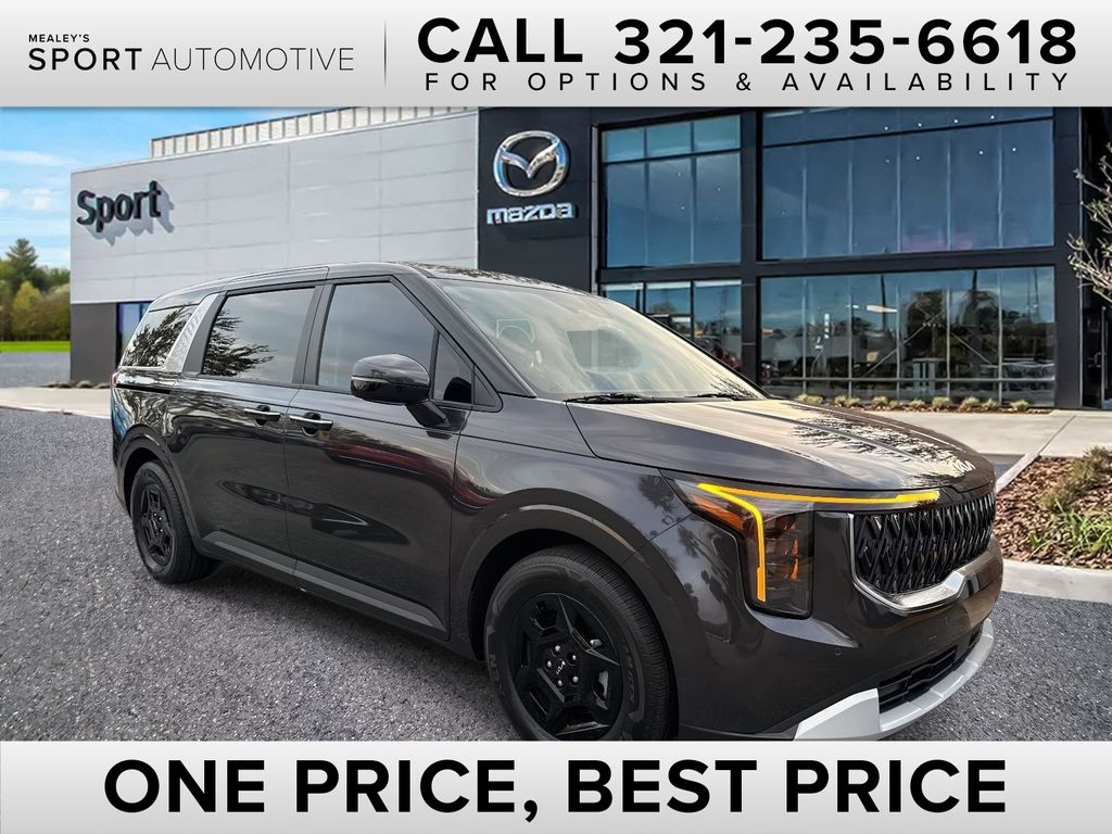 2026 Kia Carnival LXS's photo