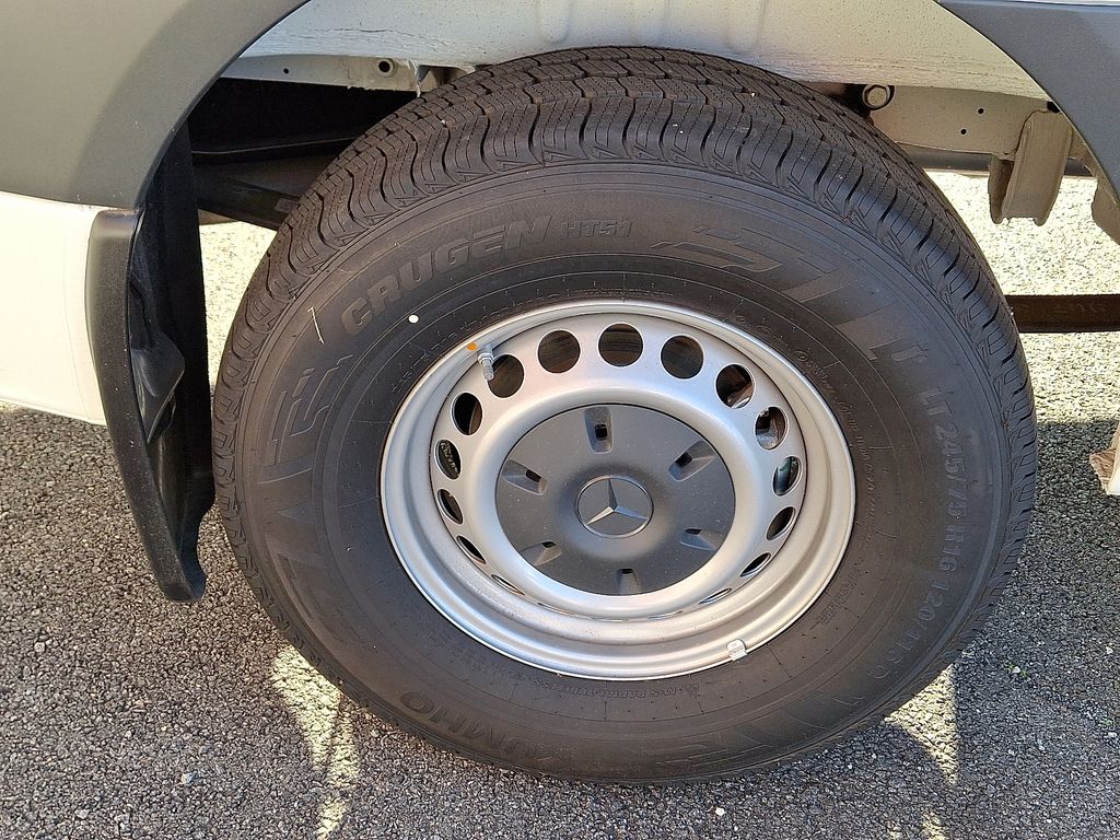 2025 Mercedes-Benz Sprinter Cargo Van Base